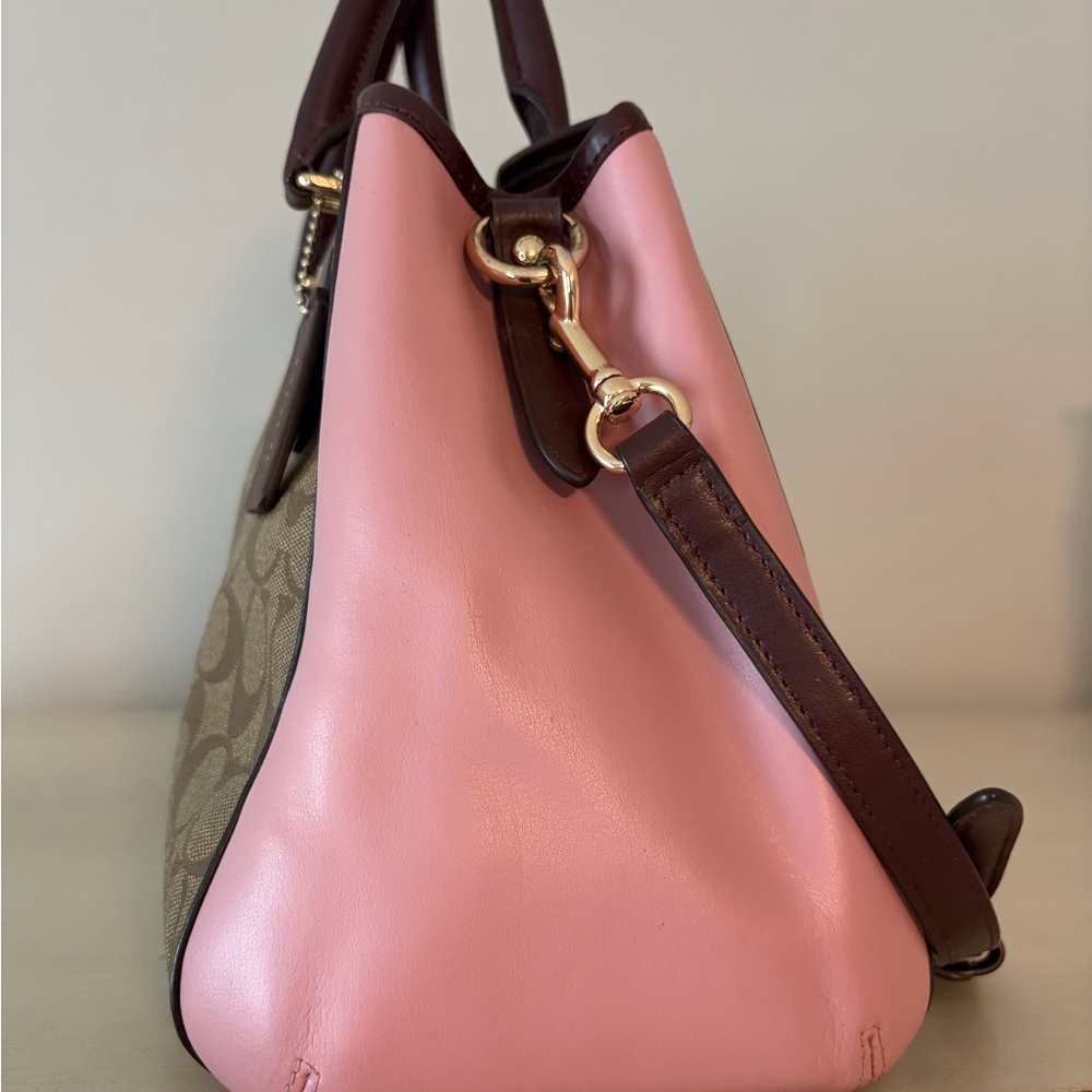 Coach Colorblock Signature Margot Carryall - Picture 3 of 9